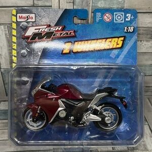 Maisto 1:18 Fresh Metal 2 Wheelers Motorcycle